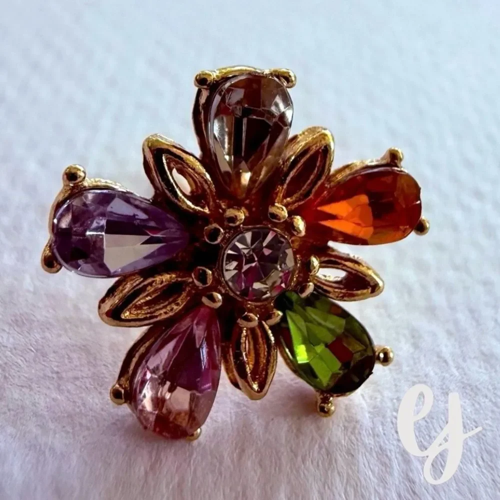 N/A palette stud